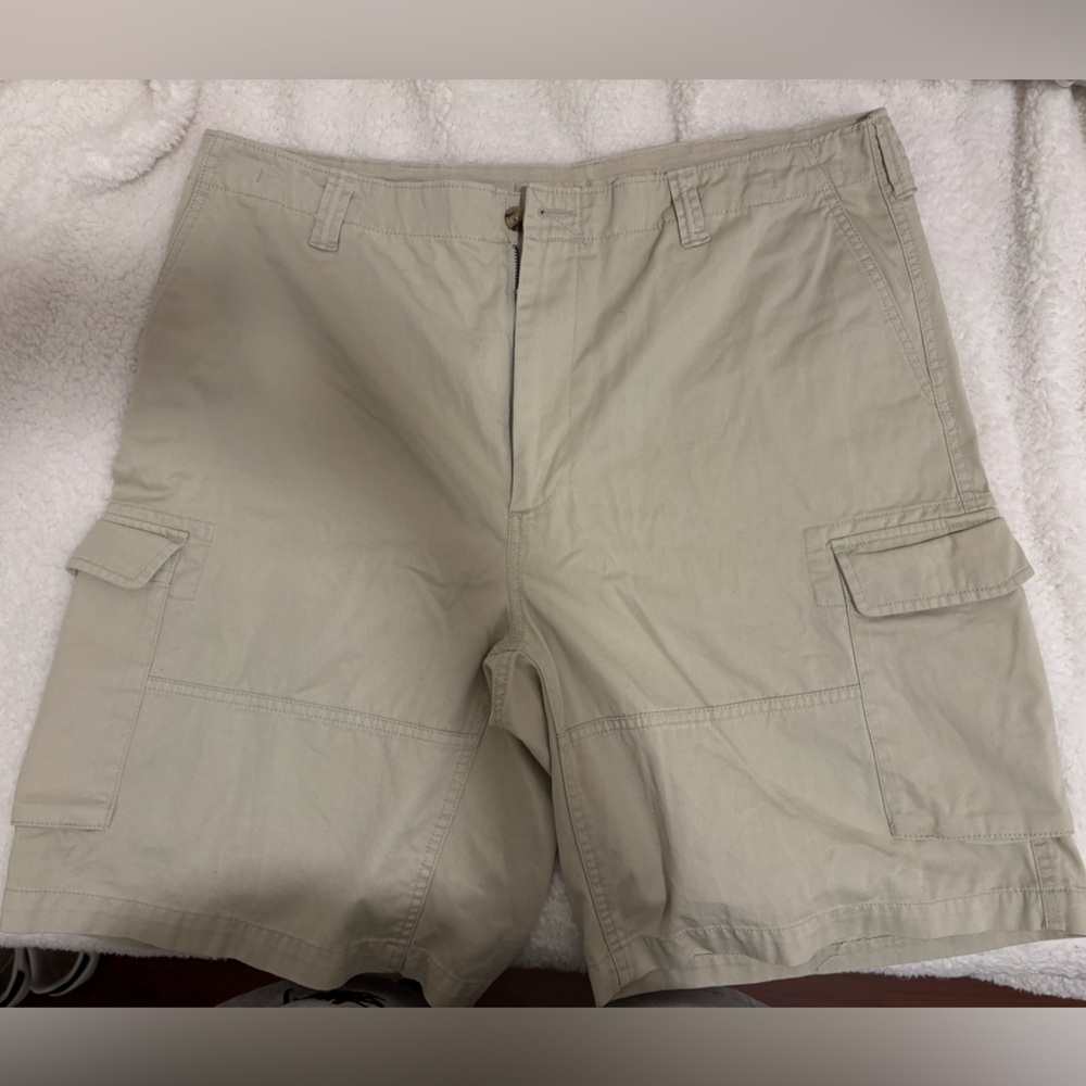 Ralph Lauren Men's Beige Cargo Shorts